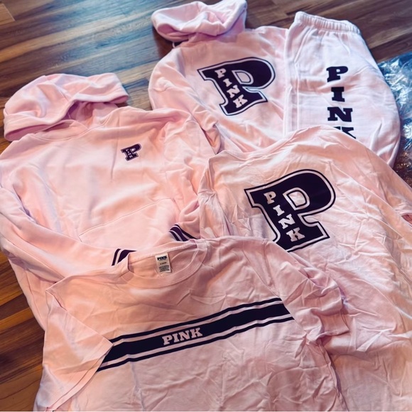 TRADED Complete Pink Tulip Set with Velvet Wild Rose details 5 Pieces - Picture 3 of 10